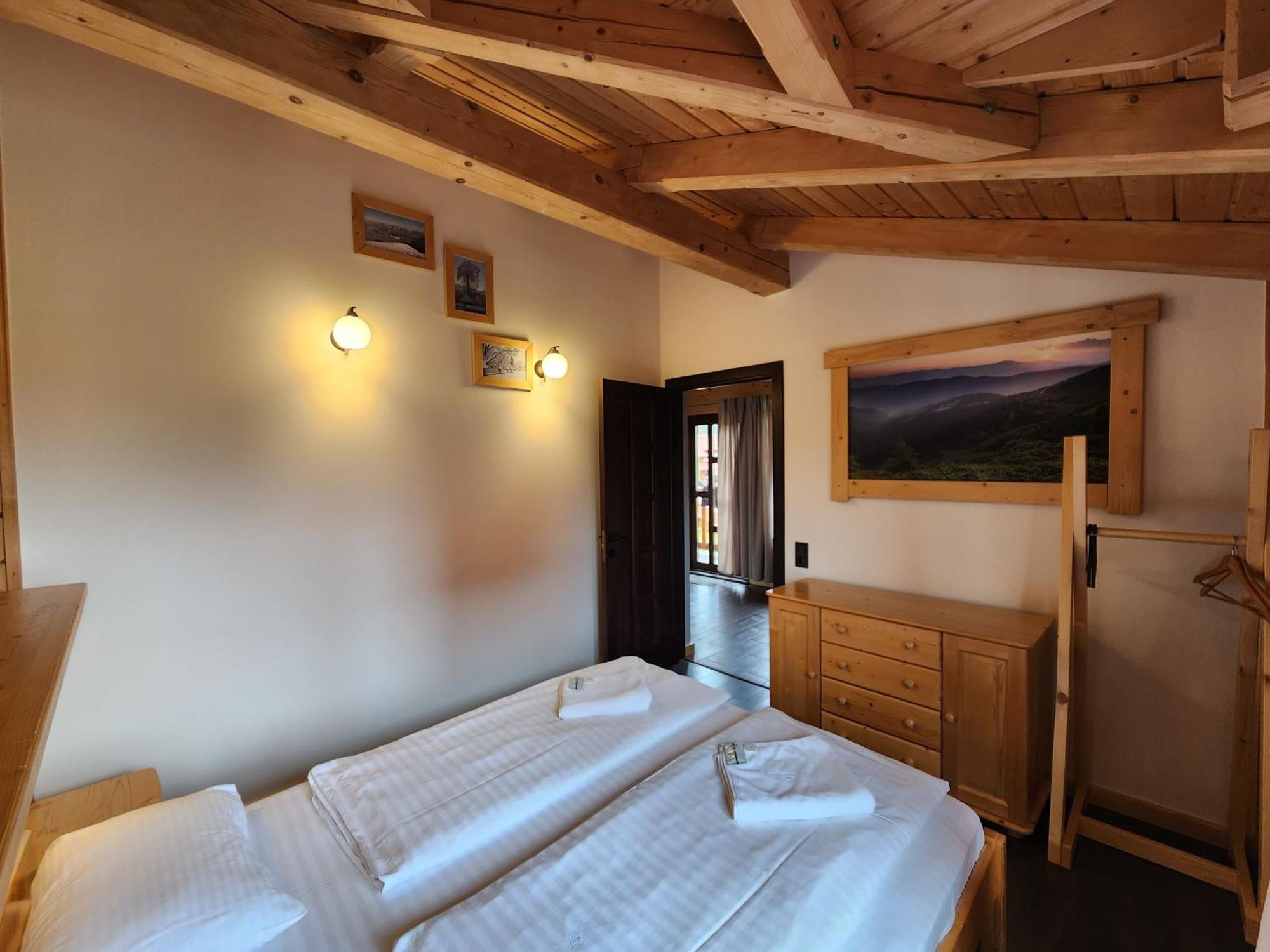 Apartments Chalet Girska Hatyna Vorokhta Exterior photo